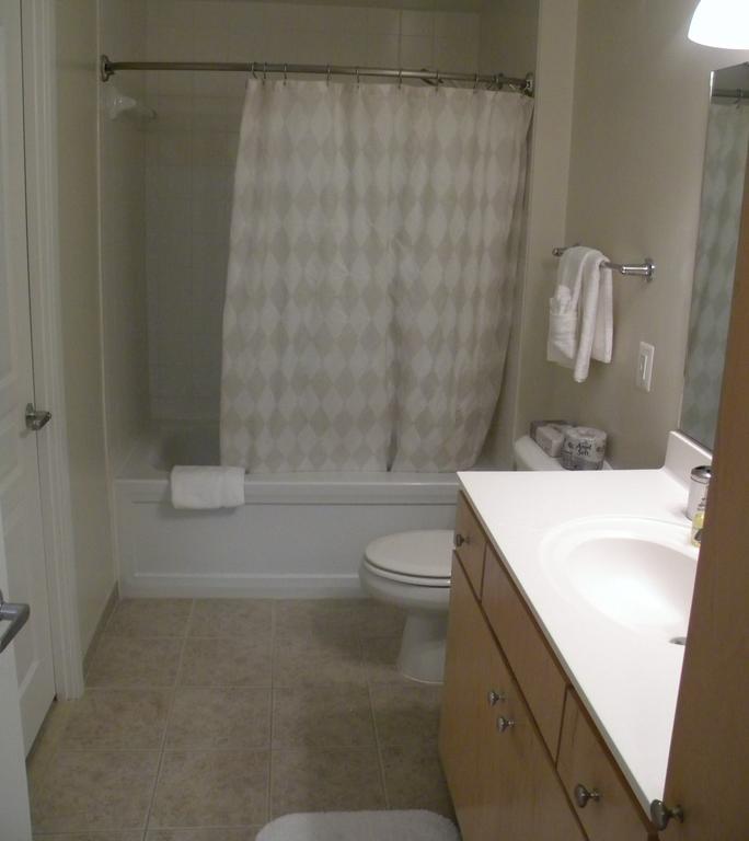 Madison Hospitality At 1401 Joyce Street Arlington Bilik gambar