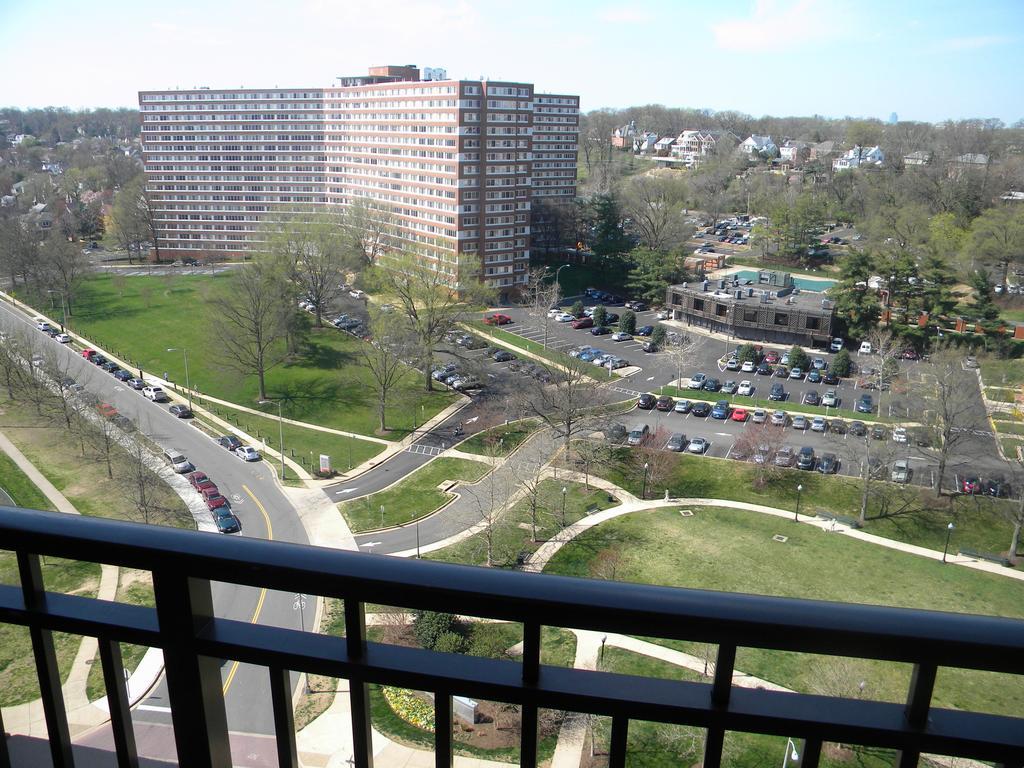 Madison Hospitality At 1401 Joyce Street Arlington Luaran gambar